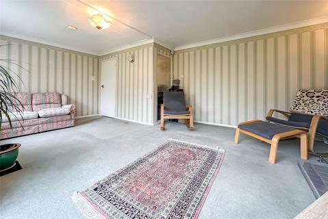 2 bedroom bungalow for sale, Spooners Drive, Park Street, St. Albans, Hertfordshire, AL2