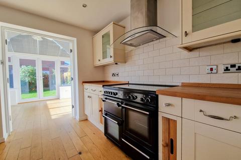 26 Bluebell Close, Biggleswade, SG18 8SL