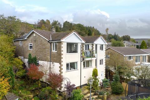 4 bedroom detached house for sale, Barmeadow, Dobcross, Saddleworth, OL3