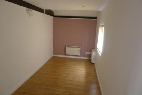 Property to rent, Ivel Road, Shefford, SG17