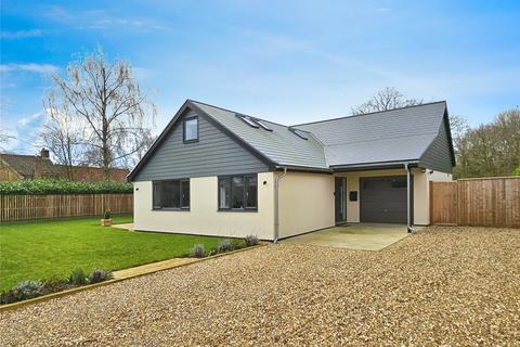 5 bedroom bungalow for sale - Wymondham Road, Bunwell, Norwich, Norfolk, NR16