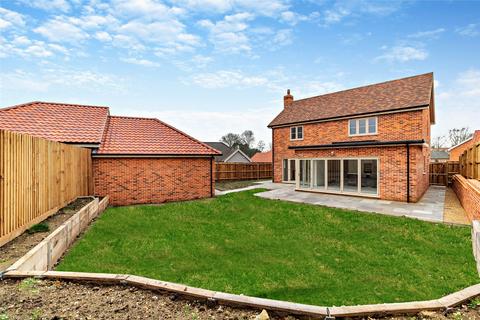 4 bedroom detached house for sale, 7, Boars Hill, NR20