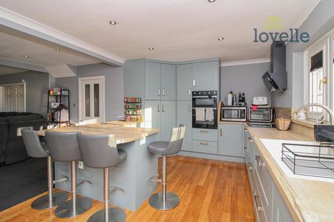 67 Allestree Drive, Grimsby, DN33 3DX