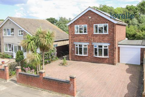 3 bedroom detached house for sale, Anderby Drive, Grimsby DN37