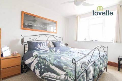 61 Anderby Drive, Grimsby, DN37 9ET
