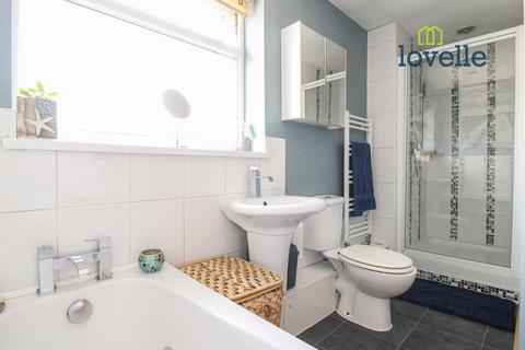 61 Anderby Drive, Grimsby, DN37 9ET