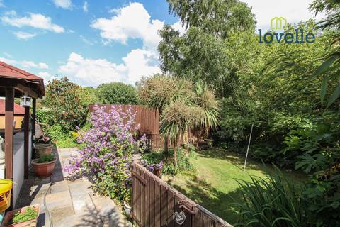 61 Anderby Drive, Grimsby, DN37 9ET