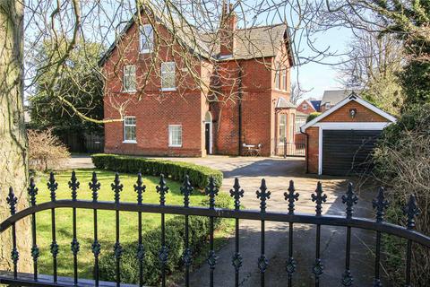 2 Aylesby Lane, Healing, Grimsby, DN41 7QP