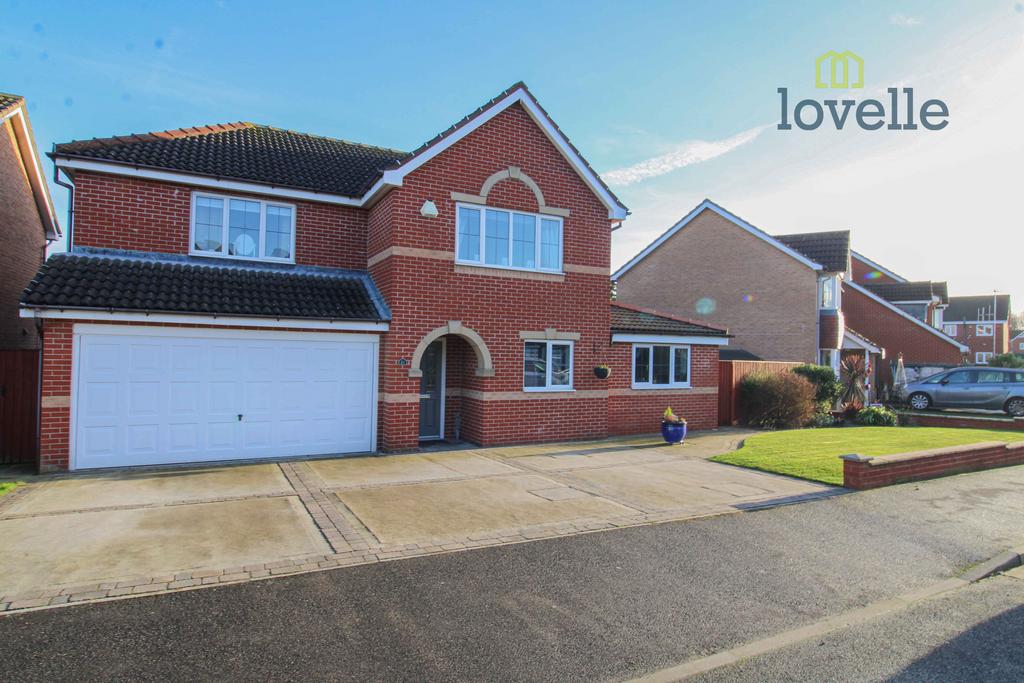 Blyth Way, Laceby DN37 5 bed detached house for sale £375,000