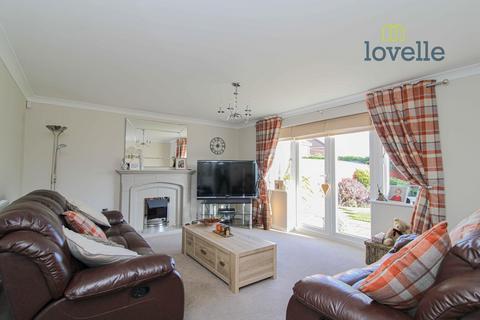 21 Blyth Way, Laceby, Grimsby, DN37 7FD