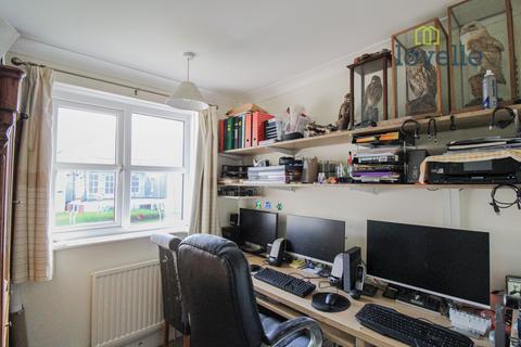 50 Bradley Road, Waltham, Grimsby, DN37 0UZ