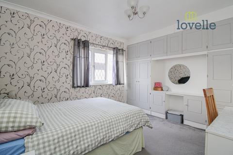 128 Cromwell Road, Grimsby, DN31 2BA