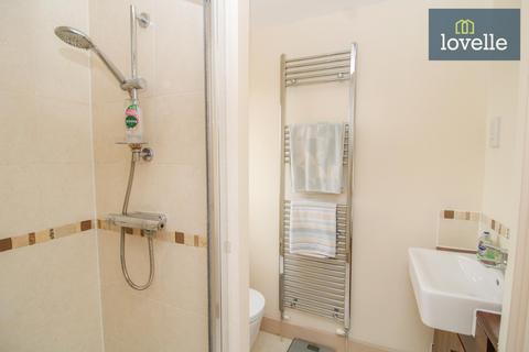 32 Gloria Way, Grimsby, DN37 9SW