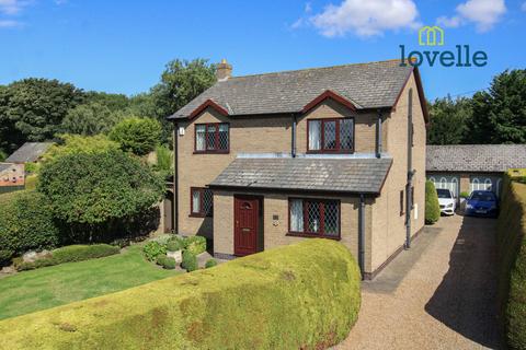 4 bedroom detached house for sale - High Street , Great Limber DN37