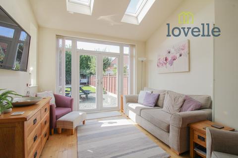 172 Humberston Road, Grimsby, DN32 8QJ