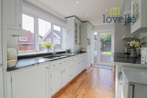 172 Humberston Road, Grimsby, DN32 8QJ