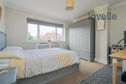 172 Humberston Road, Grimsby, DN32 8QJ