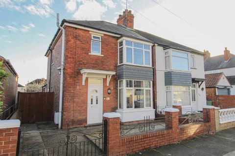 3 bedroom semi-detached house for sale - Miller Avenue, Grimsby DN32
