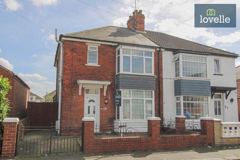3 bedroom semi-detached house for sale, Miller Avenue, Grimsby DN32