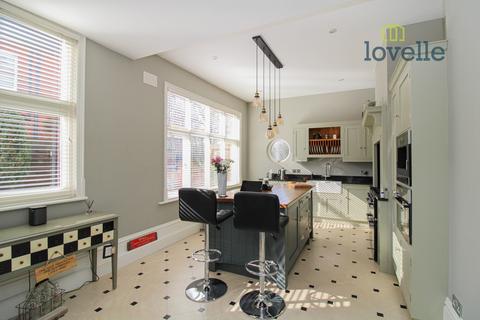 37 Park Drive, Grimsby, DN32 0EG