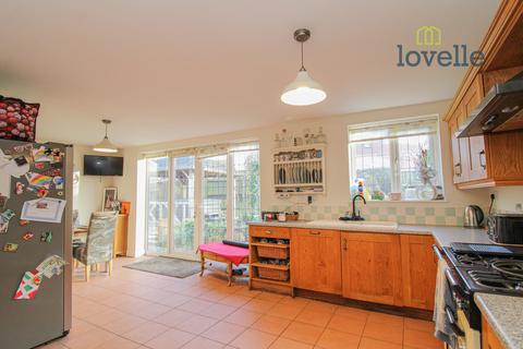 50 Station Road, Stallingborough, Grimsby, DN41 8AX
