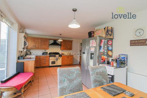 50 Station Road, Stallingborough, Grimsby, DN41 8AX