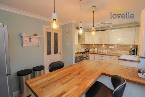 60 The Limes, Keelby, Grimsby, DN41 8HA