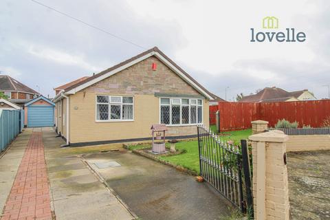 2 bedroom detached bungalow for sale, Torbay Drive, Grimsby DN33
