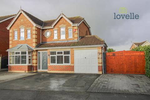 4 bedroom detached house for sale - Yews Lane, Laceby DN37
