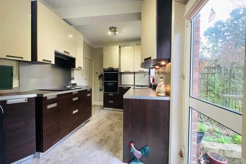 34 Ashridge Crescent, London, SE18 3EB