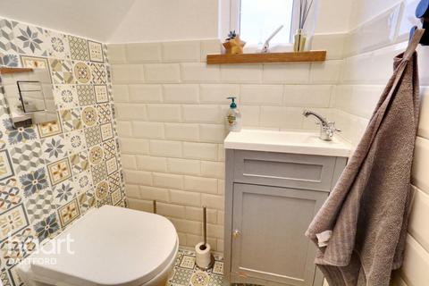 11 Moat Lane, Erith, DA8 2NG