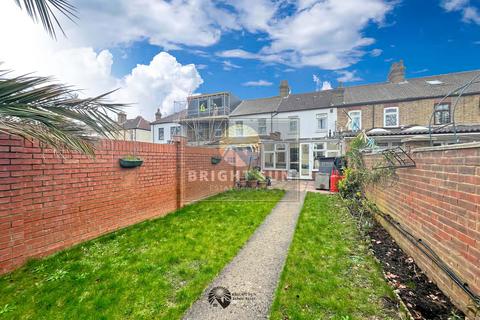 3 bedroom terraced house for sale, Southall UB2