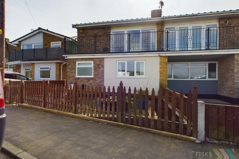 2 bedroom semi-detached house for sale, Smallgains Avenue, Canvey Island, SS8