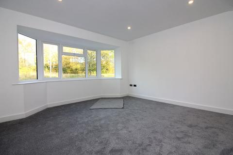 3 bedroom detached house for sale, Fishers Green Road, Stevenage, SG1
