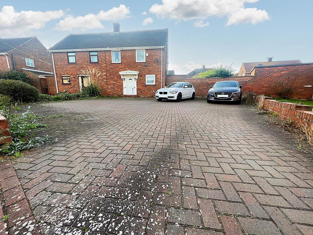 Kirklinton Road, North Shields, Tyne... 2 bed semidetached house for