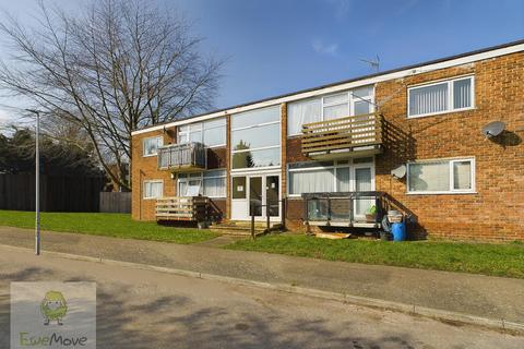 2 bedroom flat for sale, Tonbridge House, Cypress Court, Wainscott, Rochester ME2 4QD