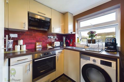 2 bedroom flat for sale, Tonbridge House, Cypress Court, Wainscott, Rochester ME2 4QD