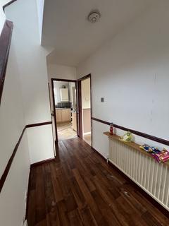 3 bedroom detached house to rent, Mapledene Crescent, Nottingham NG8