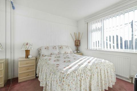 3 bedroom semi-detached house for sale - Churchill Road, Kidlington, OX5