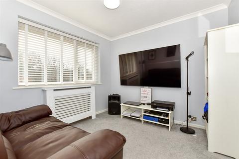 55 Olivers Mill, New Ash Green, Longfield, DA3 8RF