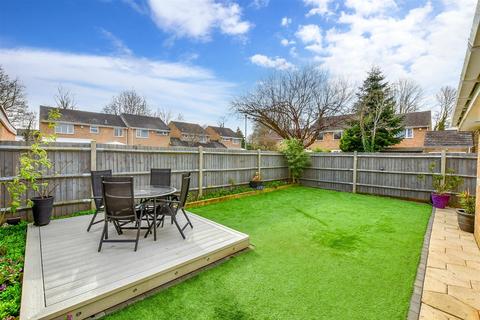 55 Olivers Mill, New Ash Green, Longfield, DA3 8RF