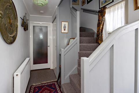 3 bedroom semi-detached house for sale - Sigurd Road