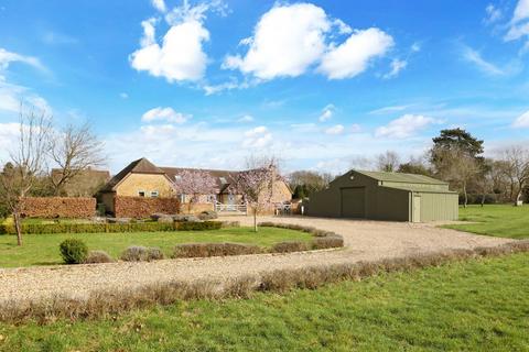 5 bedroom detached house for sale, Chalfont Road, Seer Green, Beaconsfield, Buckinghamshire, HP9