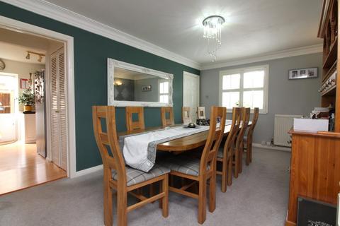 6 Carters Way, Arlesey, SG15 6UG