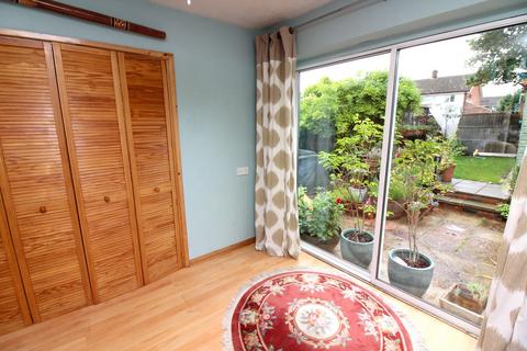 6 Carters Way, Arlesey, SG15 6UG