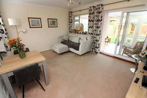 3 bedroom detached bungalow for sale, Roe Close, Stotfold, Hitchin, SG5