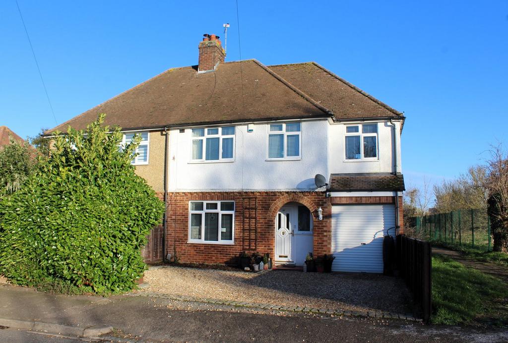 Church Road, Stotfold, Hitchin, SG5 4 bed semidetached house for sale