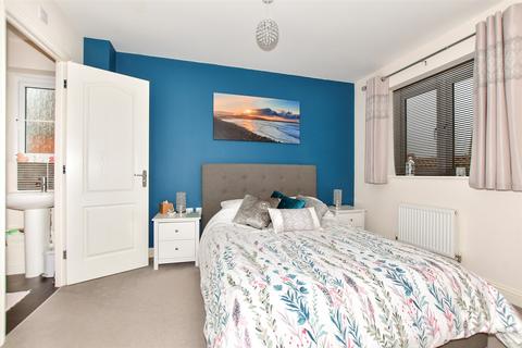 15 Arable Drive, Whitfield, Dover, CT16 3FE