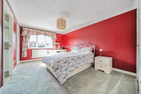 1 Hanover Drive, Chislehurst, BR7 6TA