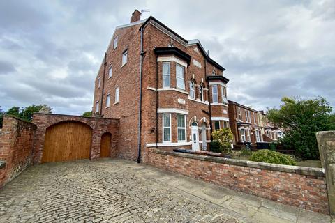 7 bedroom property for sale, Cemetery Road, Southport, Merseyside, PR8 5EF